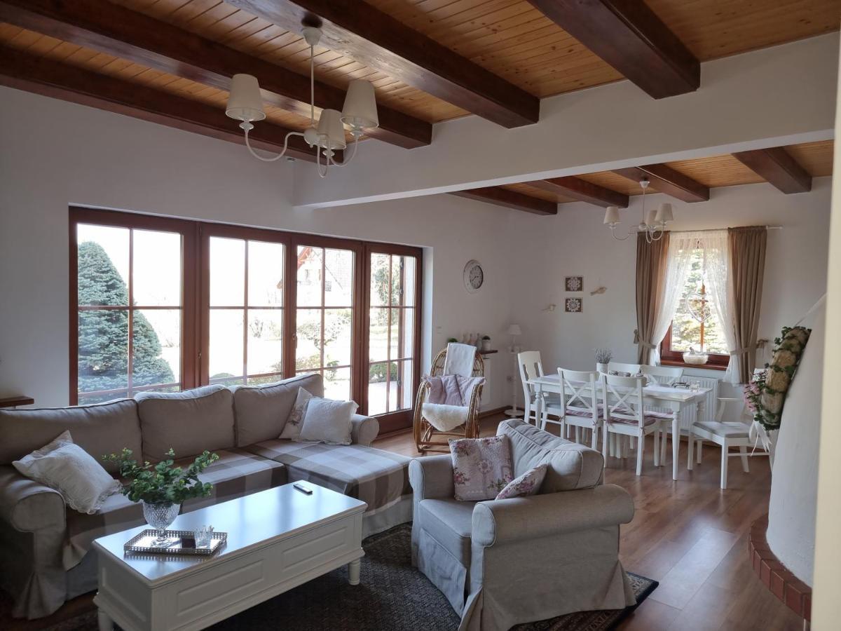 Villa Naszjestwasz Gorki Male  Esterno foto